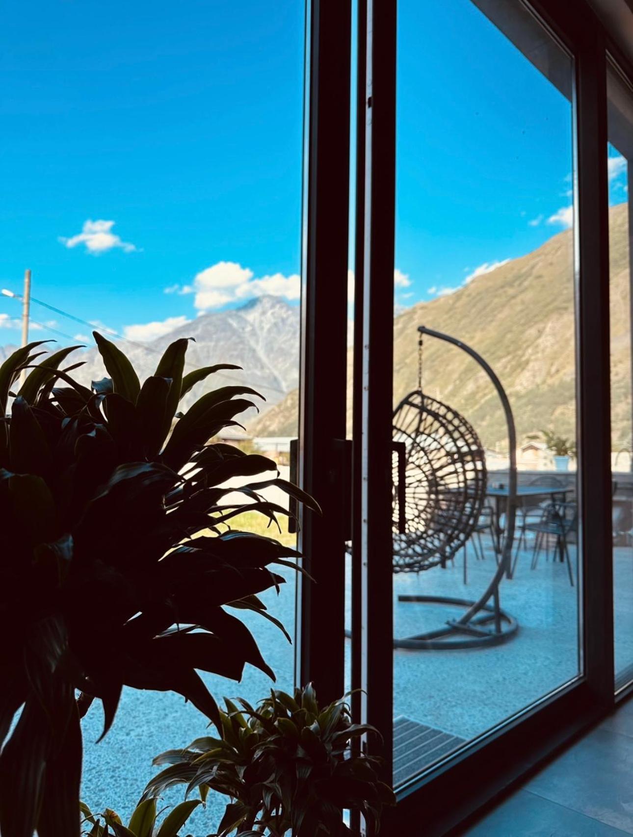 Alpine Escape Kazbegi Villa Luaran gambar
